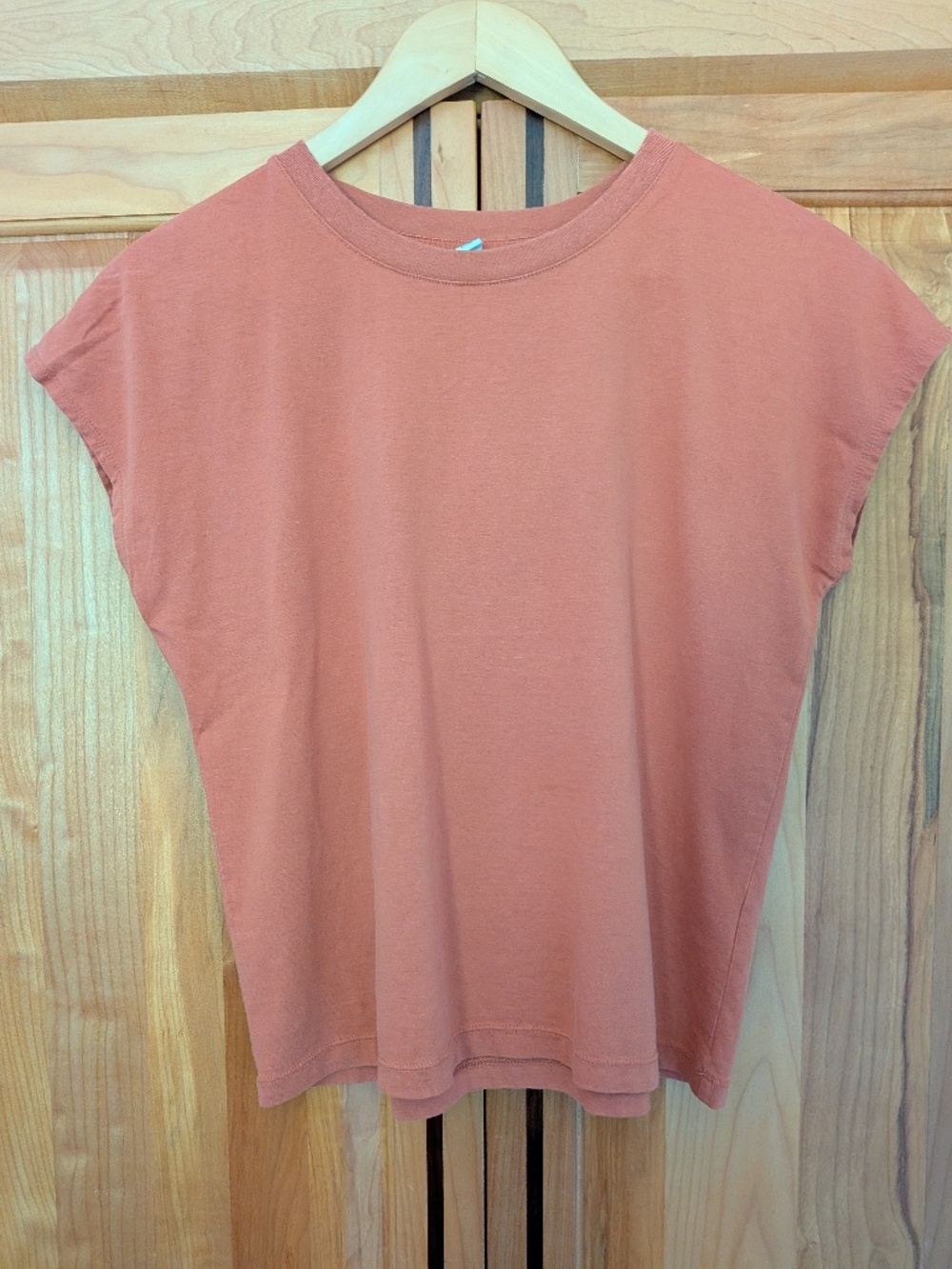 Uniqlo Cut Off Tank
